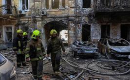 Oorlog in Oekraïne: Russische en Oekraïense aanvallen eisen vijf doden aan beide zijden van de grens