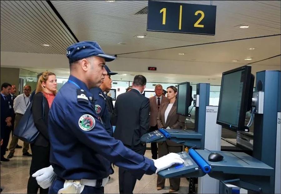 أمن مطار محمد الخامس يوقف المؤثرة كلامور بسبب فيديو فاضح