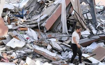 Aantal doden na aardbeving in Colombia stijgt naar 132 na een magnitude van 7.4