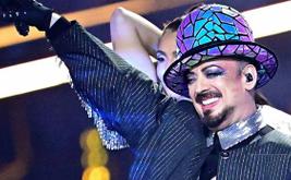 Boy George defende canção pró-Israel enquanto polêmica sobre letras de Gaza aumenta
