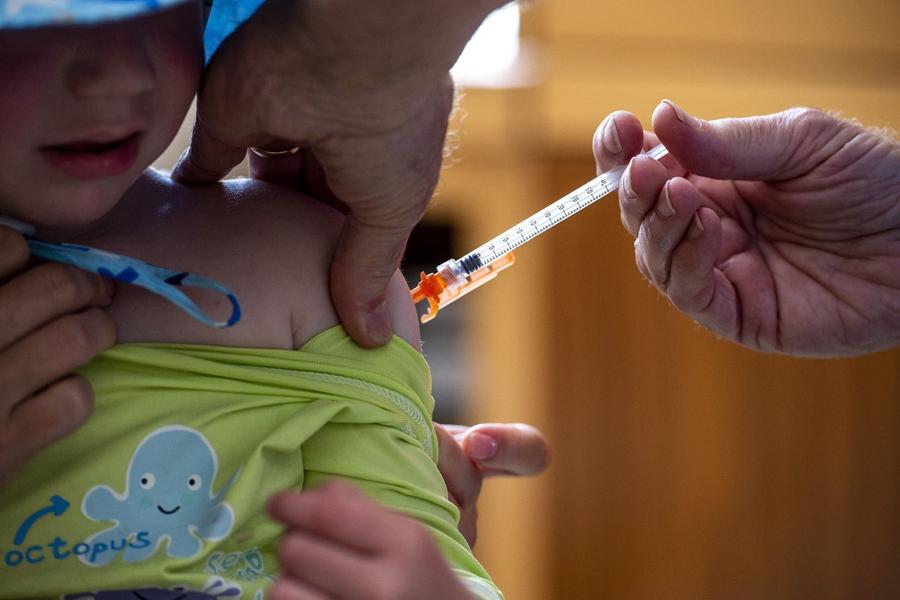 États-Unis : Trump veut revoir le calendrier vaccinal des enfants