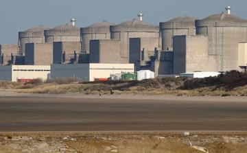 Surgimento de águas-vivas força a EDF a desligar três reatores na usina nuclear de Gravelines
