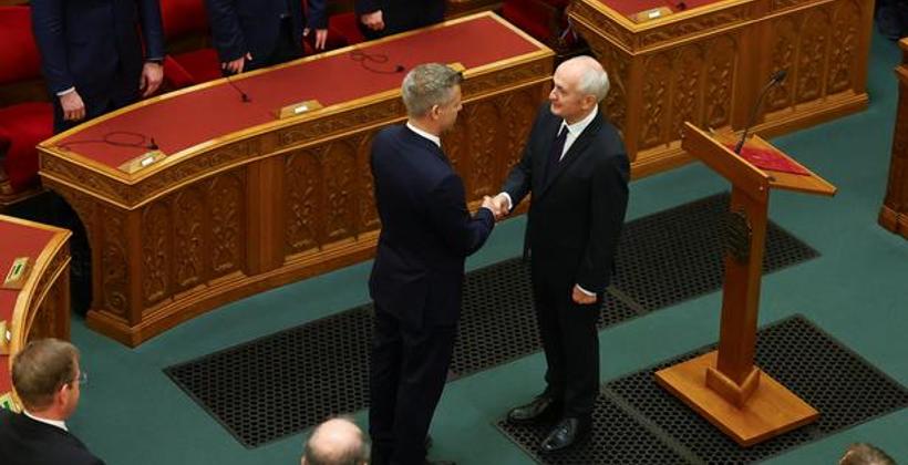 Hungria elege Andras Baka como presidente em uma mudança política longe de Orban