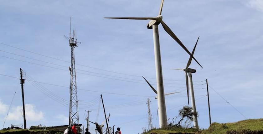 Quênia alerta que crescimento rápido da energia eólica e solar pressiona a rede elétrica