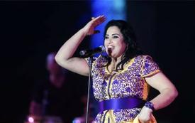 نجاة عتابو تشعل مهرجان الحمامات التونسي
