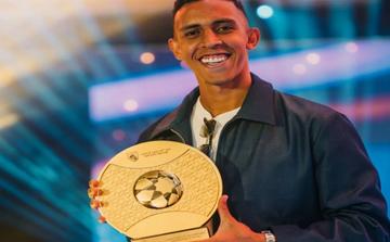 Soufiane Rahimi sacré meilleur joueur de l’UAE Pro League et confirme son ascension
