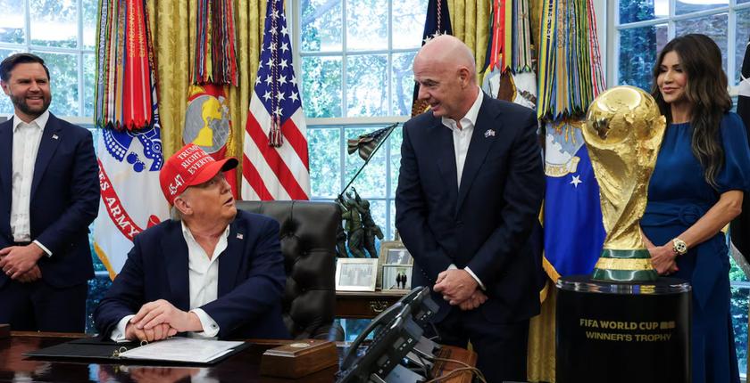 Fifa : Trump apporte son soutien à Infantino face à la contestation des confédérations