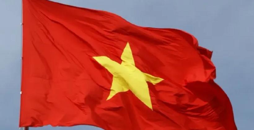 Vietnam planea recortar impuestos en un 30% para pequeñas empresas y estimular el crecimiento económico