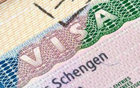 More than 620,000 Moroccans applied for Schengen visas in 2025 as appointment shortages complicate travel plans