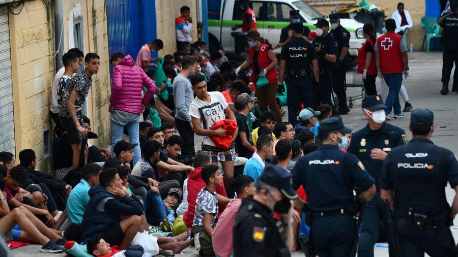 Migration à Sebta : une association marocaine des droits des femmes appelle à une réponse centrée sur l’humain