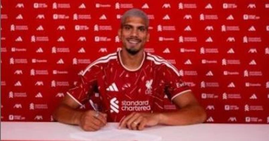 ليفربول يعلن رسميا التعاقد مع أراوخو