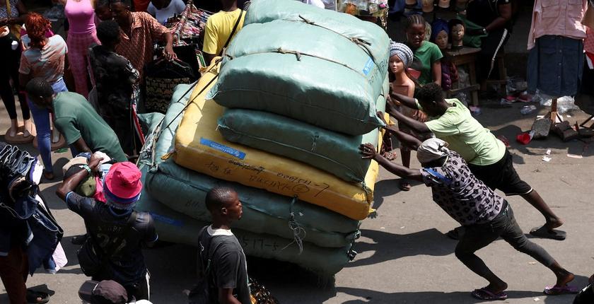 La crisi del costo della vita in Nigeria si aggrava con l'avvicinarsi delle elezioni