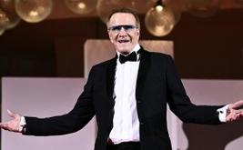 Christophe Lambert, Pennsylvania'daki fan etkinliğinde bayıldıktan sonra hastaneye kaldırıldı