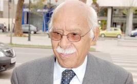 وفاة الشاعر والناقد المغربي محمد السرغيني عن 96 عاما