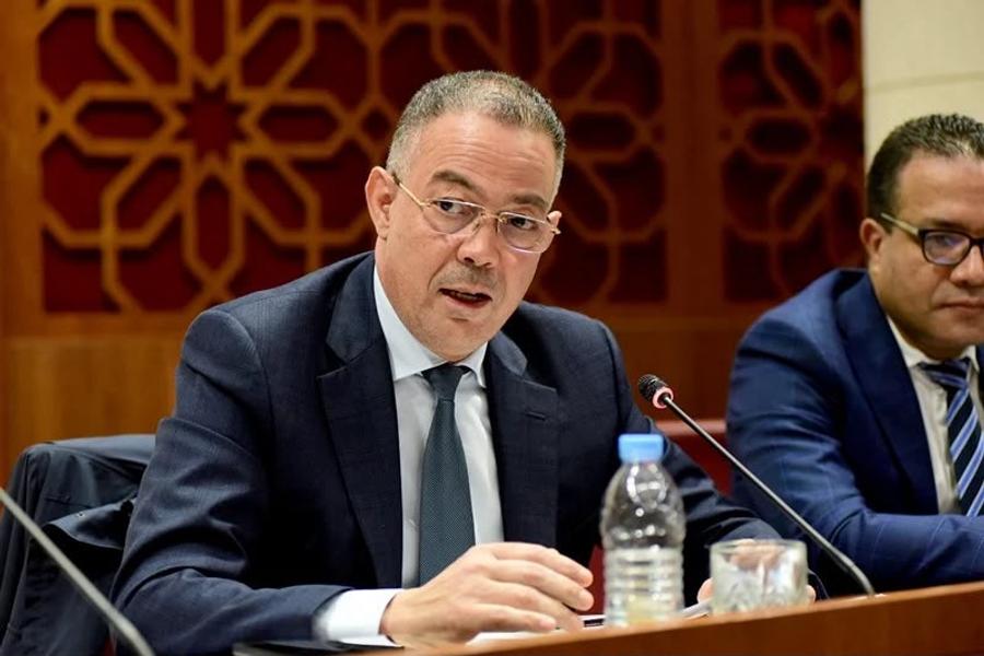 لقجع يكشف امتيازات ضريبية لفائدة الفنانين وقطاع التنشيط