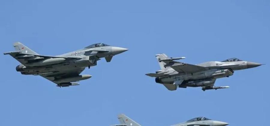 罗马尼亚在乌克兰边境附近空域出现空中目标后紧急出动F-16战斗机