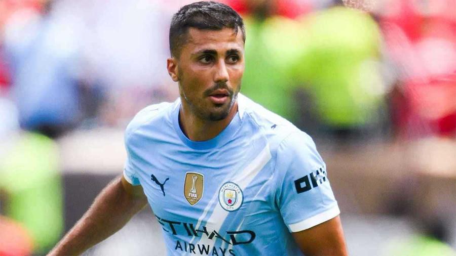 برشلونة يجهز عرضه الأخير لحسم صفقة رودري