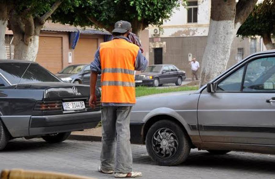 حملة أمنية بمراكش تنتهي بتوقيف 16 حارسا وهميا للسيارات