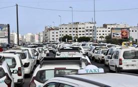 غضب مهنيي الطاكسي بسبب إسقاط دعم المحروقات