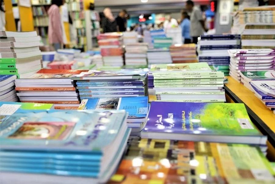 أزمة الكتب المدرسية تجر برادة إلى البرلمان