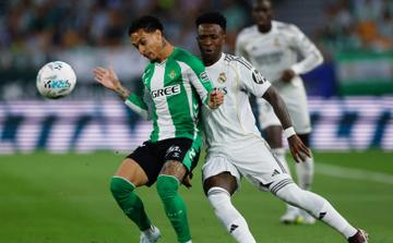 ريال مدريد في اختبار حقيقي أمام بيتيس ب"الليغا"