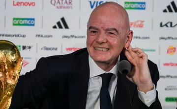 "فيفا" يتهم الاتحاد الأوروبي لكرة القدم بـتشويه سمعة مسؤوليه