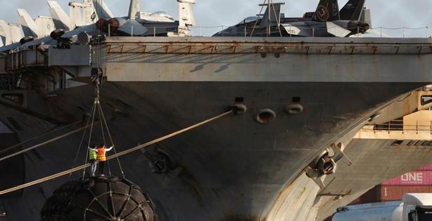 Thaïlande : deux marins de l’USS Abraham Lincoln renvoyés à bord après une bagarre