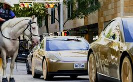 États-Unis : le Cybercab de Tesla dans le viseur du régulateur de la sécurité routière