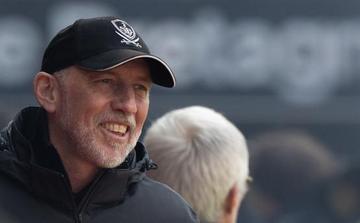 Stade Brestois : la casquette d’Éric Roy rééditée en hommage à l’ancien entraîneur