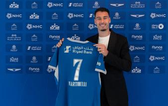 نجم أرسنال يجاور بونو في الهلال السعودي