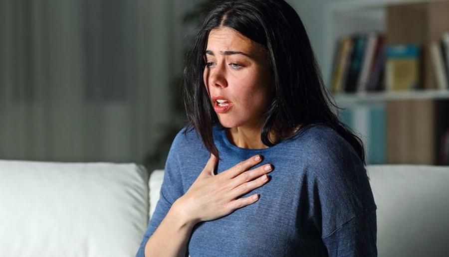 نوبات الهلع..حين يتحول الخوف إلى اضطراب