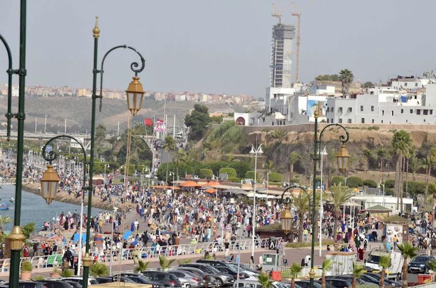 أبي رقراق لا ينام.. هكذا يعيش كورنيش الرباط ليالي الصيف