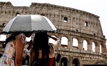 Italië bereidt zich voor op de zesde hittegolf met temperaturen die tot 8°C boven het seizoensgemiddelde kunnen stijgen