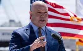 États-Unis : Adam Telle nommé secrétaire par intérim de l’Armée de terre après le départ de Dan Driscoll