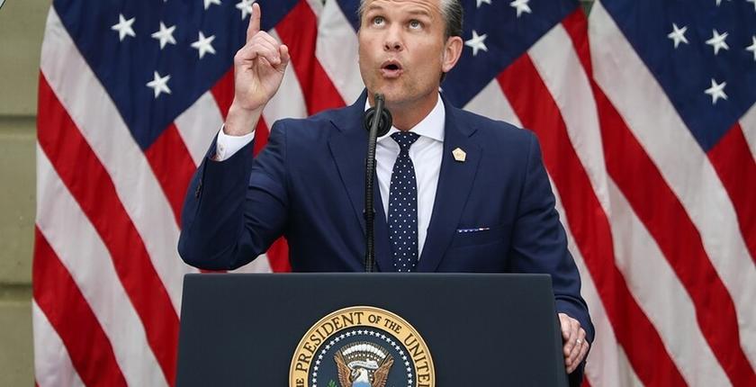 Hegseth enfrenta un creciente escrutinio del Congreso sobre el liderazgo del Pentágono y la guerra con Irán