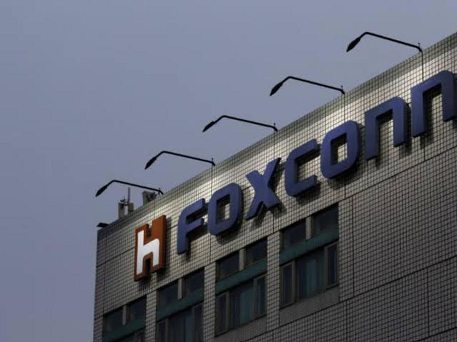 Pologne : Foxconn prépare deux usines pour les voitures électriques et les semi-conducteurs