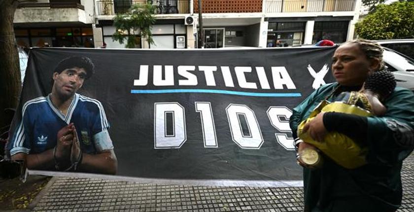 Procès Maradona : des experts estiment que la star n’aurait jamais dû être soignée à domicile