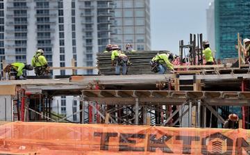 U.S. construction spending falls unexpectedly in July