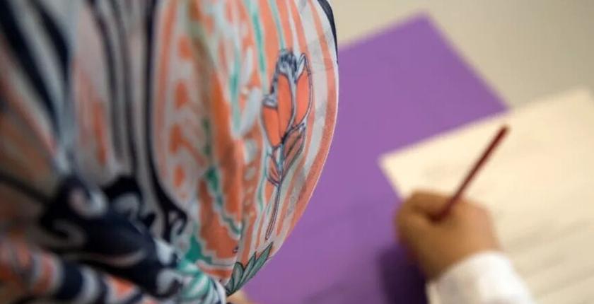 Zurich parliament backs ban on religious head coverings in schools