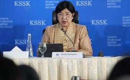 Destry Damayanti se convierte en la primera mujer en dirigir el banco central de Indonesia