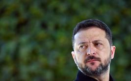Ukraine-Russie : Zelensky met en garde contre les risques pour l’aviation civile dans le ciel russe