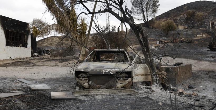 España: un incendio en un centro psiquiátrico en Pamplona deja una muerta y 18 heridos