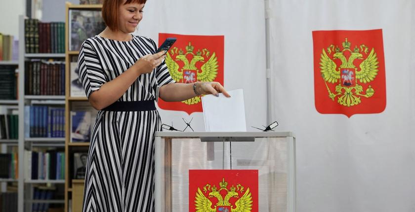 Russie : les élections législatives s’ouvrent sur fond de guerre en Ukraine