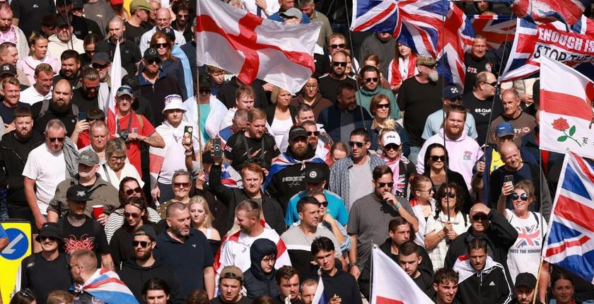 Royaume-Uni : six arrestations lors d’une manifestation anti-immigration à Gosport