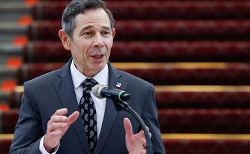 États-Unis : un sénateur républicain demande une enquête sur les affaires de la famille Trump