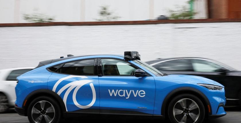 Mercedes-Benz s’allie à Wayve pour accélérer la conduite autonome