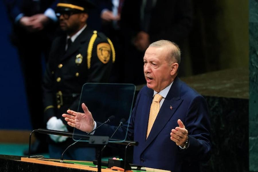 Turquie : Erdogan dénonce des politiques mondiales de « neutralisation du genre »