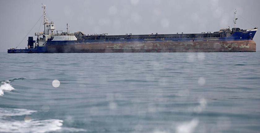 Ölflüsse durch die Straße von Hormuz trotz Spannungen, da 60 Schiffe überqueren