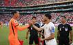 Mondial 2026 : Van Dijk dément avoir imposé une défense à cinq contre le Maroc