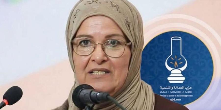 فاطمة وشاي تظفر بمقعد برلماني